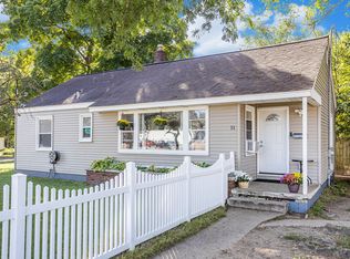 11 Coolidge Ave W, Battle Creek, MI