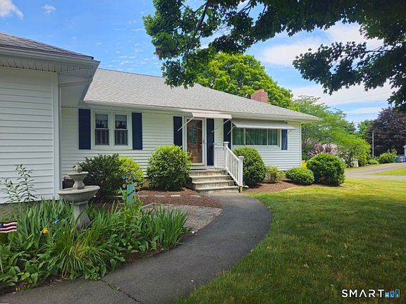 4th image of 25 Baldwin Drive