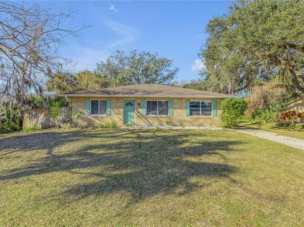 1732 Travelers Palm Dr, Edgewater, FL 32132