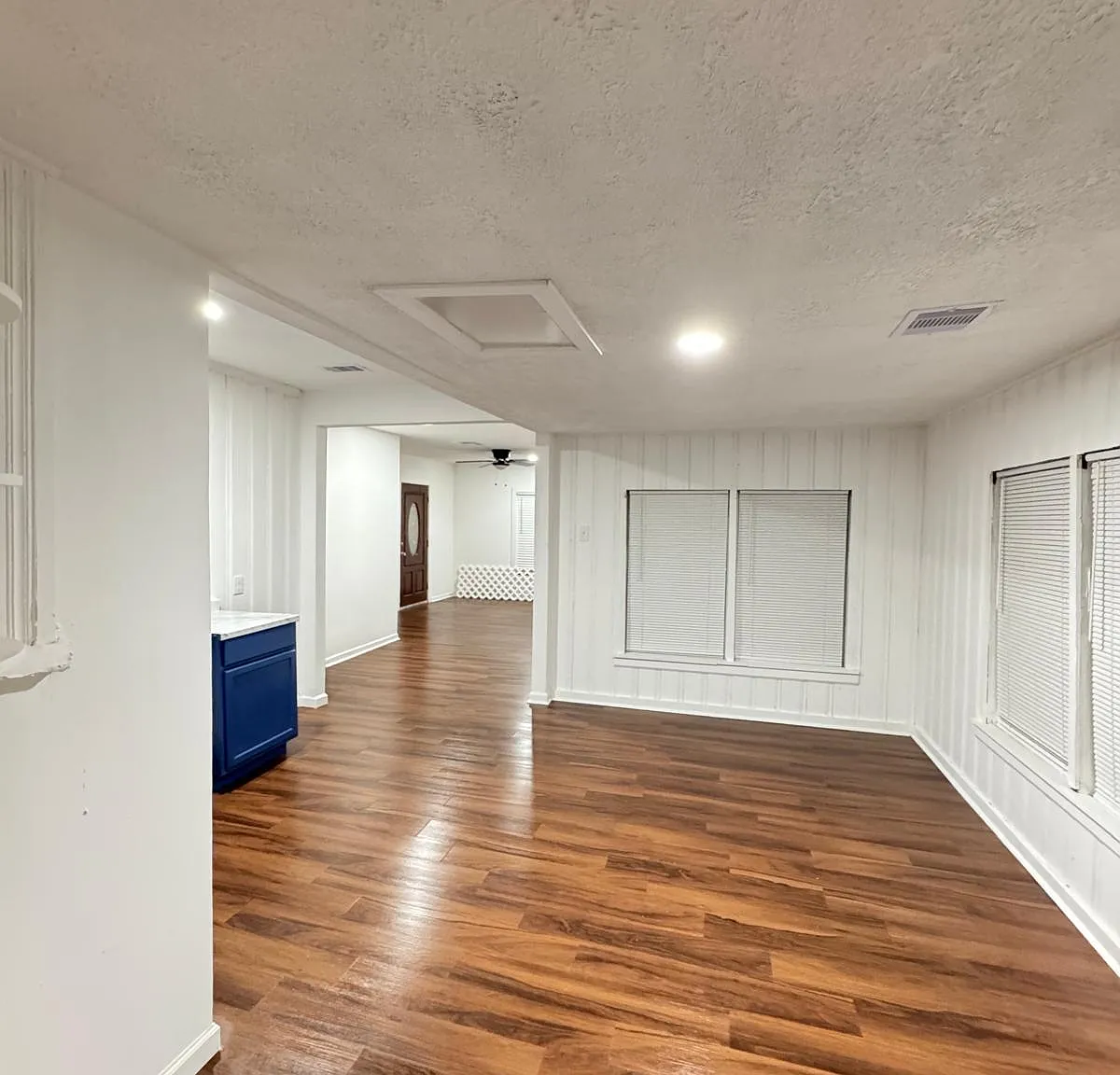 4 bed, 2.5 bath, 1207 sqft, $1,850 — Photo 4