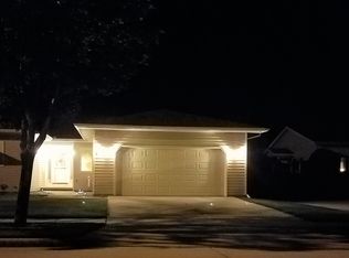 2029 Sharon Ln, Manitowoc, WI 54220