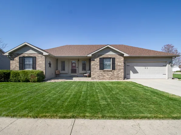 170 Old Farm Mid Ct, Bradley, IL 60915
