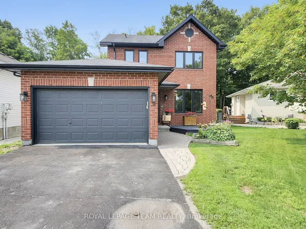 36 Steggall Cres, Ottawa, ON K2S 1S4