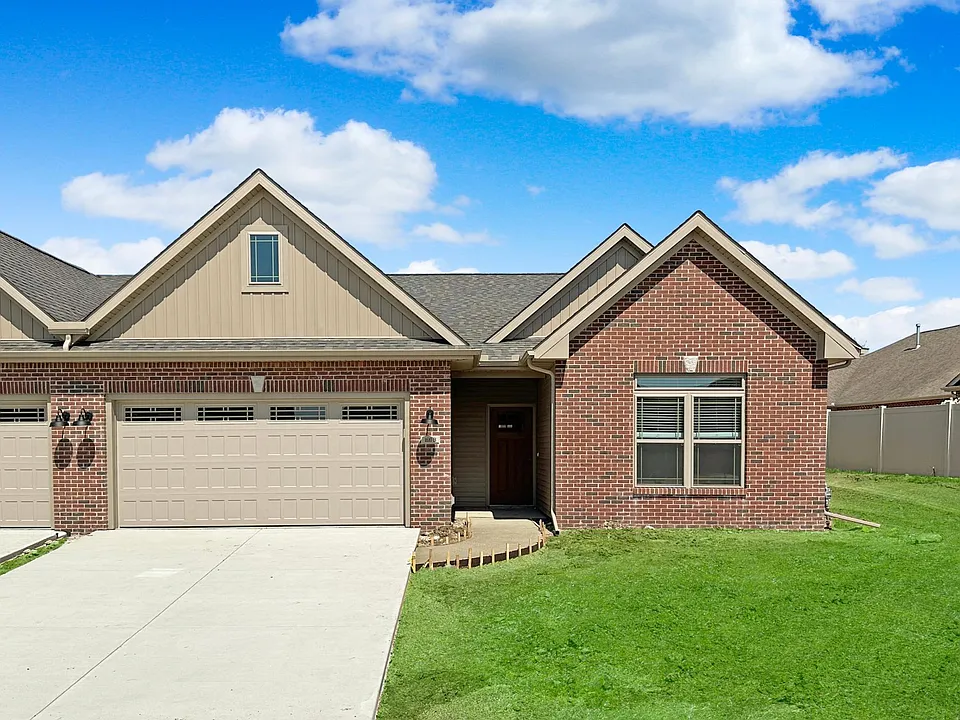 1610 Delane Dr #B
