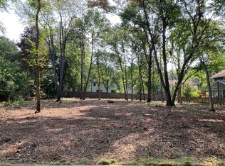 1175 Old Colony Rd, Lake Forest, IL 60045