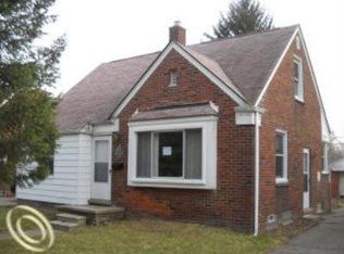 1083 Meadowbrook St, Inkster, MI 48141