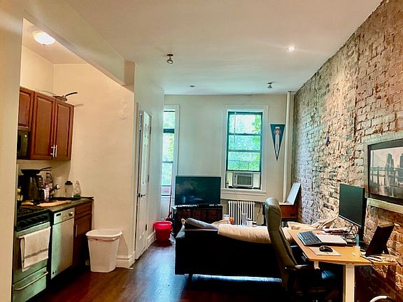 2nd image of 414 E 78th St #3R