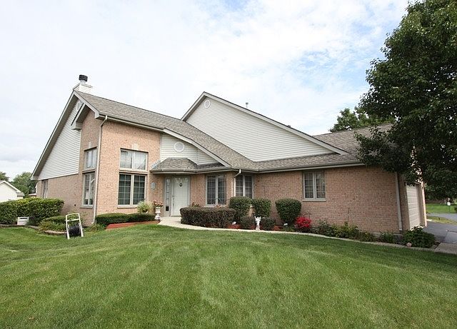 1st image of 6626 Pondview Dr #6626