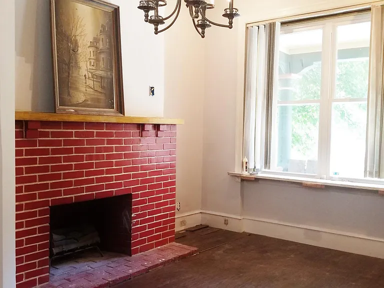 829 S Saint Bernard St #1 — Photo 9