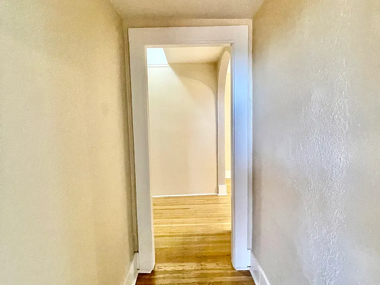 816 S 8th St #203 — Photo 19