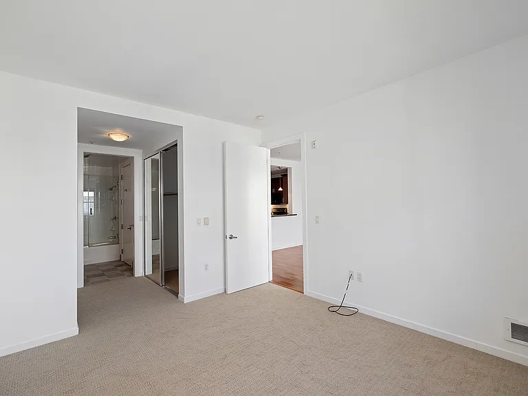88 Townsend St #417 — Photo 8