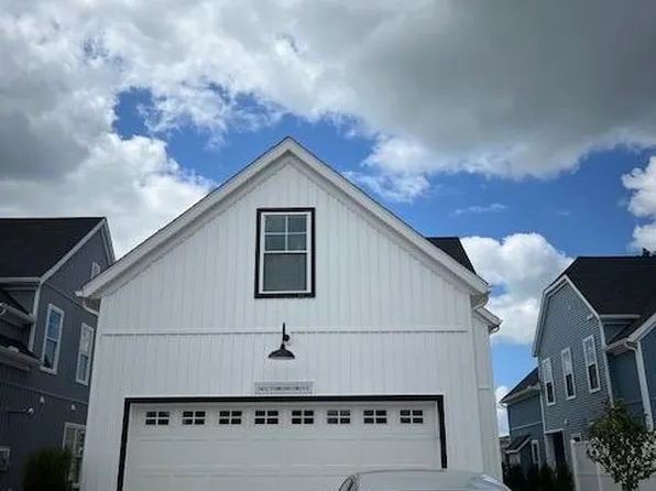 2432 Torino Dr, Pt Clinton, OH 43452