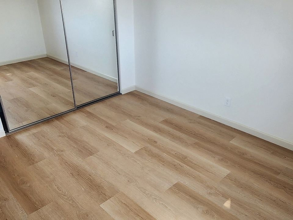 1st image of 2740 College Ave