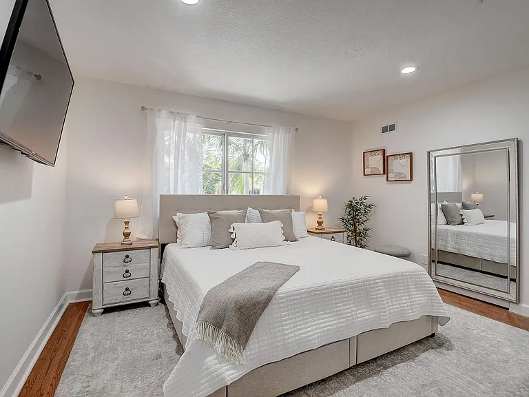 525 Bayfront Dr — Photo 19