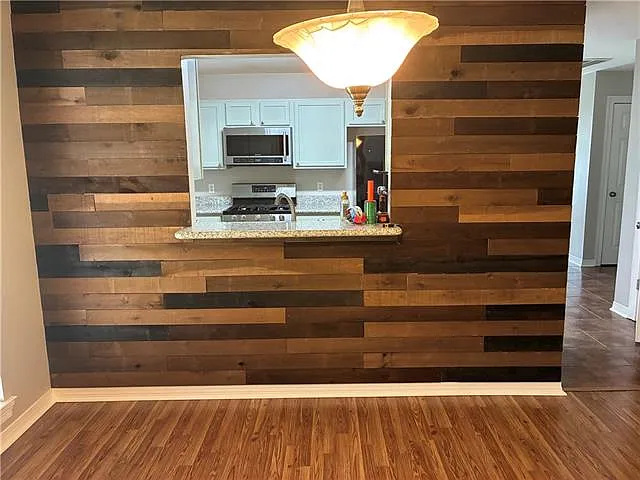 105 S Gate Dr — Photo 4