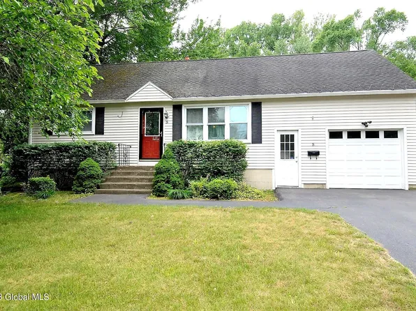 5 Victor Drive, Guilderland, NY 12203