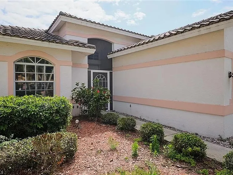 11330 Lakeland Cir — Photo 27