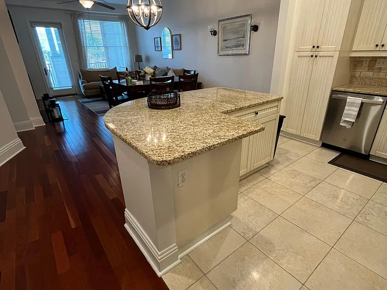 20 Waterfront Dr #123 — Photo 9