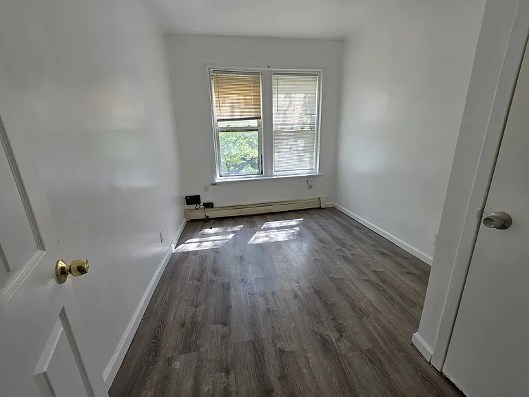 18717 Linden Blvd #2F — Photo 6