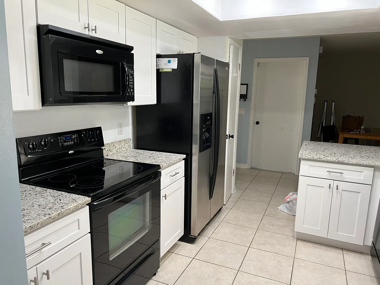 3 bed, 1688 sqft, $2,700 — Photo 4
