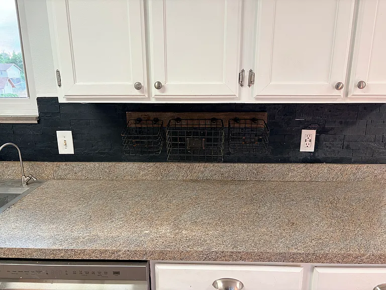 386 S 900W W — Photo 12