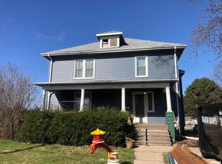 204 N 3rd Ave, Canton, IL 61520