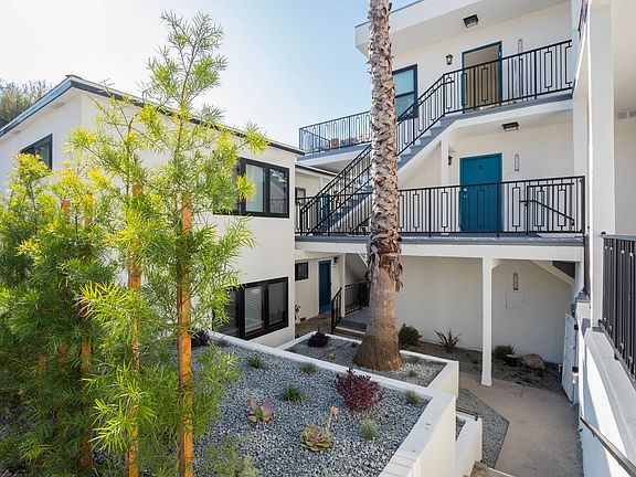 2nd image of 2103 3rd St APT 5