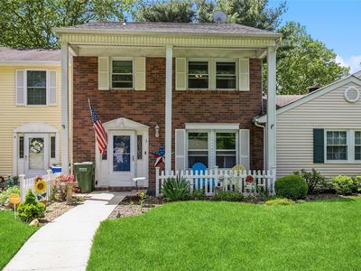 3 Lexington Court #3, Coram, NY, 11727