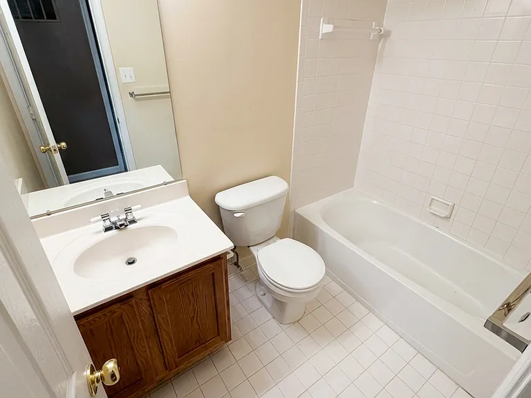 2420 Rippling Brook Rd #1 — Photo 16