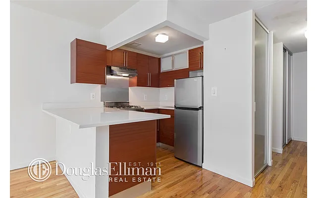 Rented by Douglas Elliman | media 31