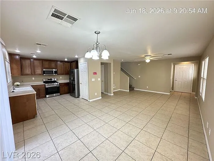 637 Lucky Pine St — Photo 8
