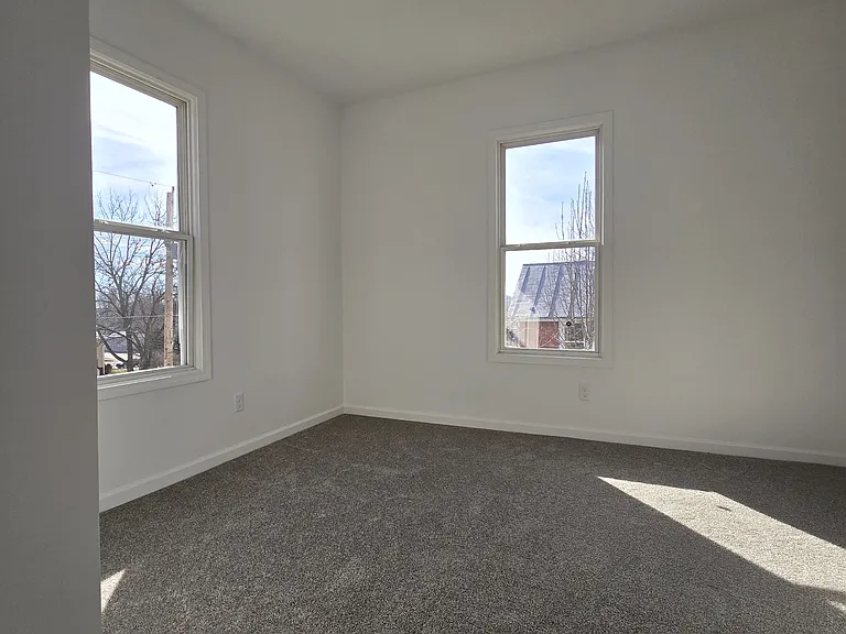 231 Mulberry St — Photo 7