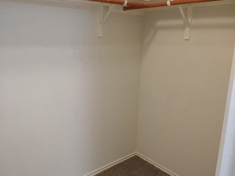 382 Lake Washington Dr — Photo 19