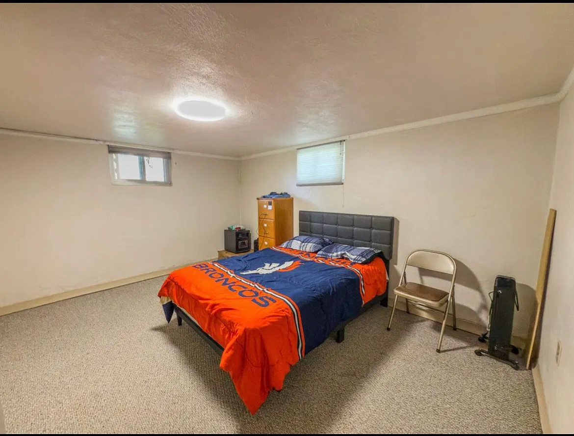 2 bed, 896 sqft, $1,200 — Photo 4