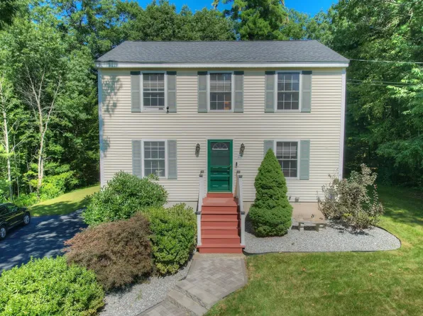23 North Shore Road, Sandown, NH 03873