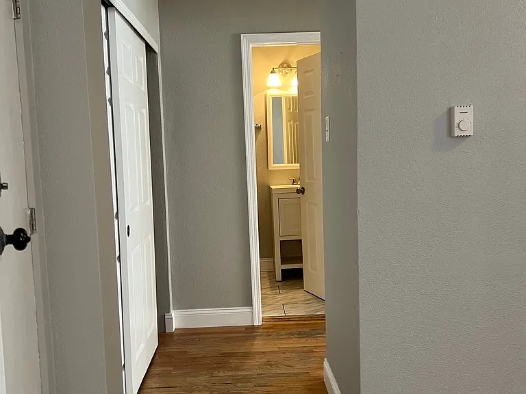 3199 Morganford Rd #6 — Photo 5