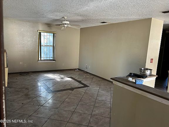 3rd image of 5352 DODGE Road