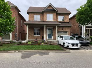 33 George Robinson Dr, Brampton, ON L6Y2E3