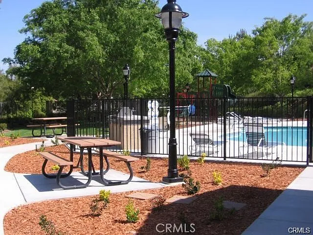 42093 Acacia Way — Photo 10