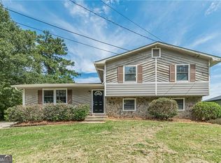 6077 Cherokee Valley Ln, Lithonia, GA 30058