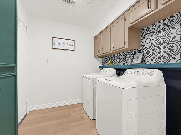 18014 Vintage Wood Ln — Photo 22