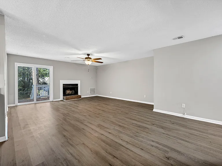 168 Thames Valley Ct — Photo 7