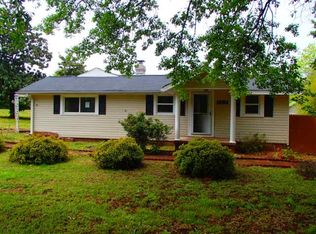 305 Saluda St, Honea Path, SC 29654