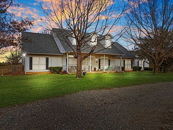 2nd image of 1044 County Road 3230