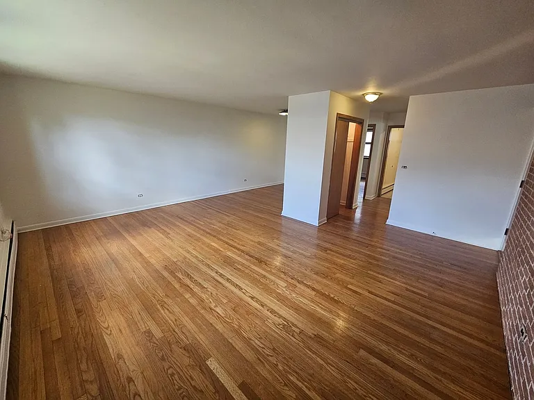 2725-27 Central St #2N — Photo 5