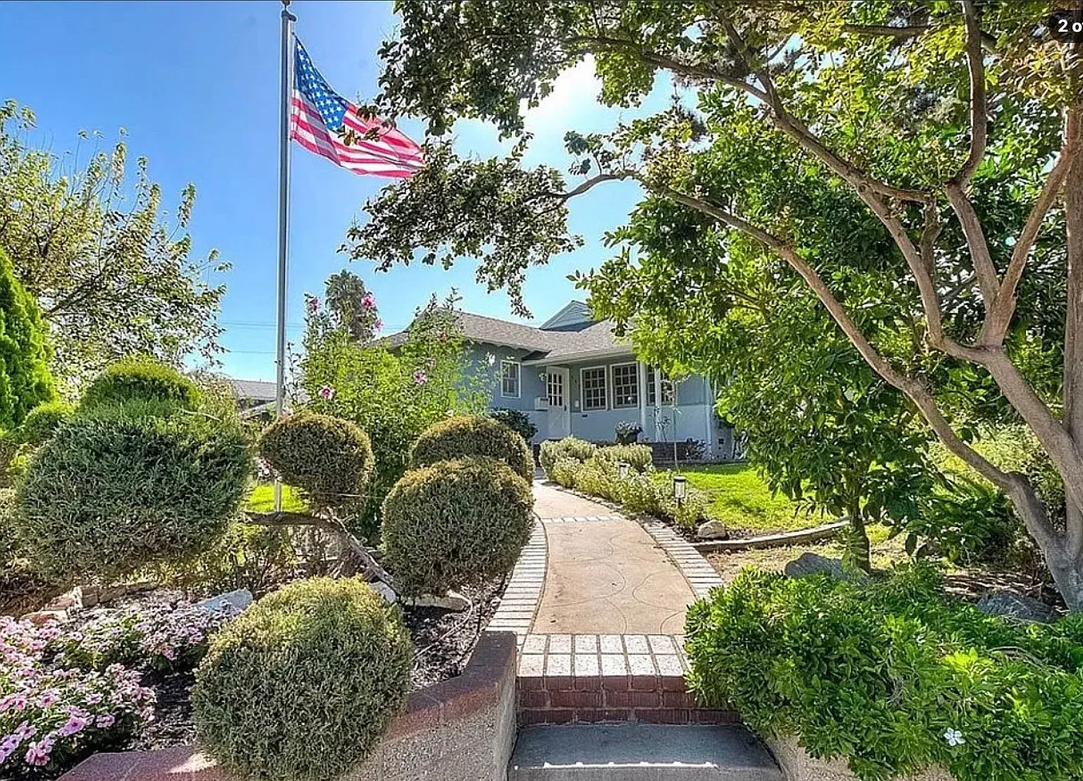 537 Jamestown Rd — Photo 2