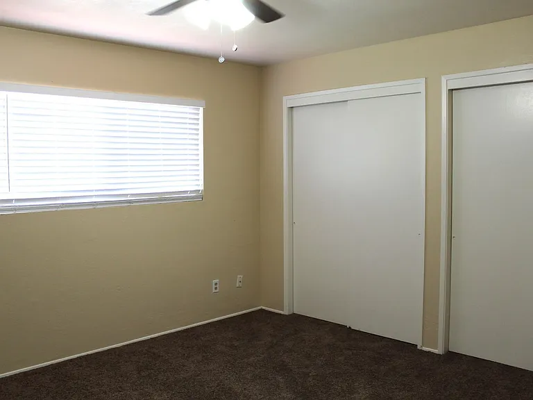 2109 Belvedere Ave — Photo 12