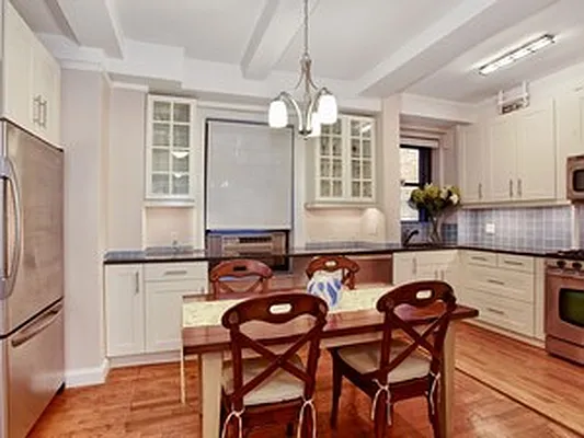 Sold by Corcoran | media 6