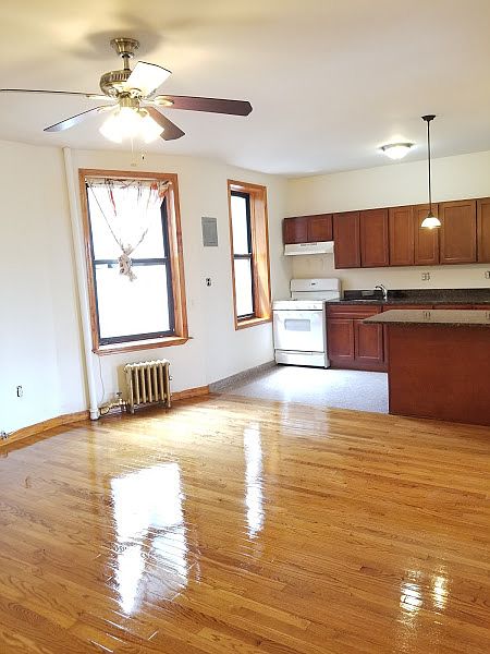 1st image of 512 Eastern Pkwy #C4