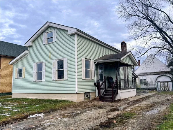 711 North Ave NE, Massillon, OH 44646